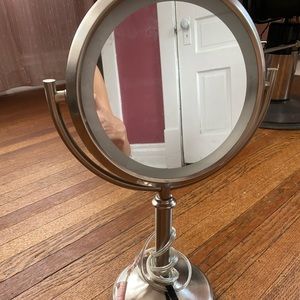 makeup vanity mirror